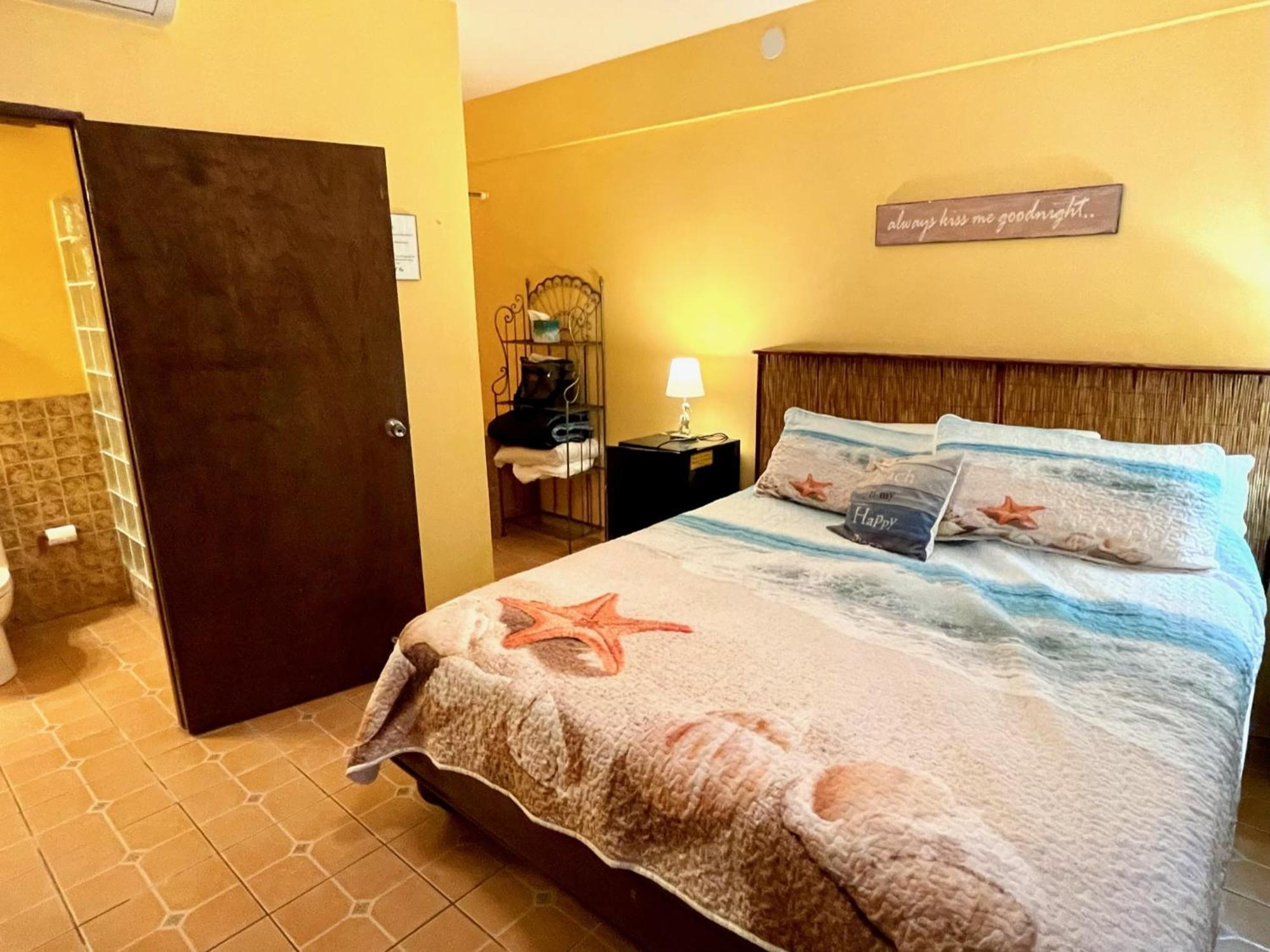 Esperanza Inn Guesthouse (Adults Only) Вьекес Номер фото