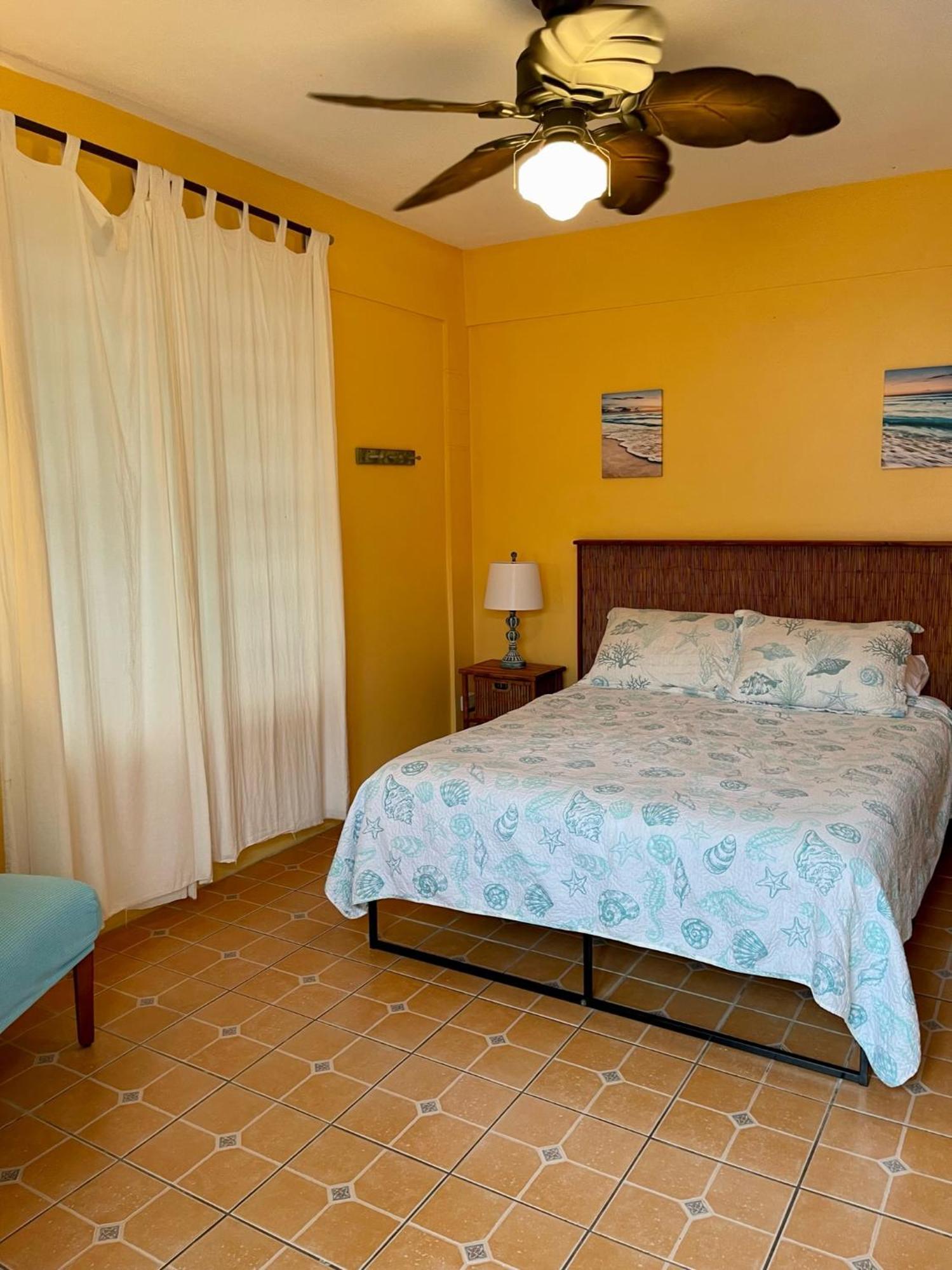 Esperanza Inn Guesthouse (Adults Only) Вьекес Номер фото